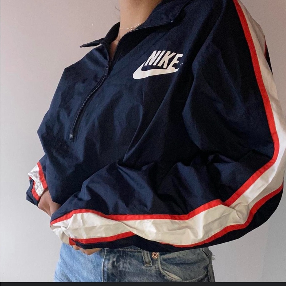 Vintage Nike Men's Black Windbreaker Jacket